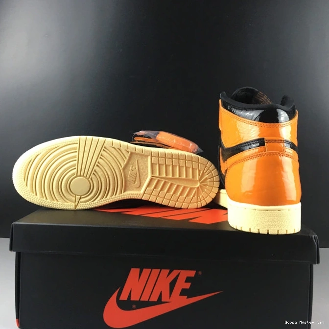 1 High Jordan Shattered 3.0 - Retro Backboard Air 555088-028 0610